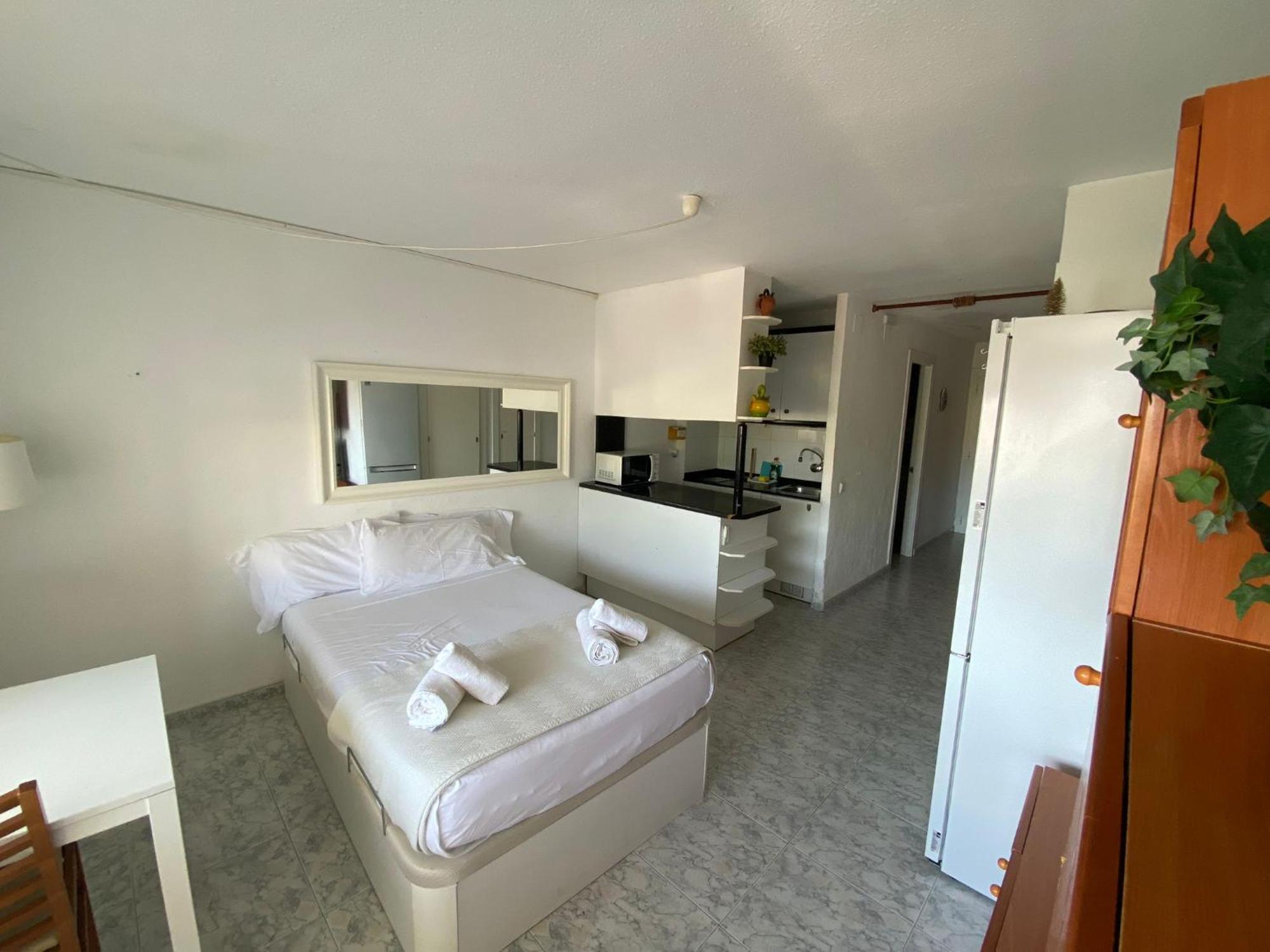 The Moon Studio By Hello Homes Sitges Exterior foto